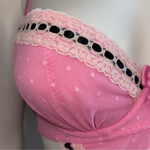 34B Vs Victoria’s Secret Sexy little things Pink dots ruffles Costume apron - Picture 5 of 12